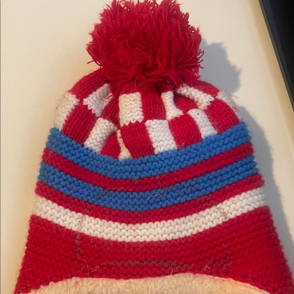Red Kids Hat - Picture 4 of 4
